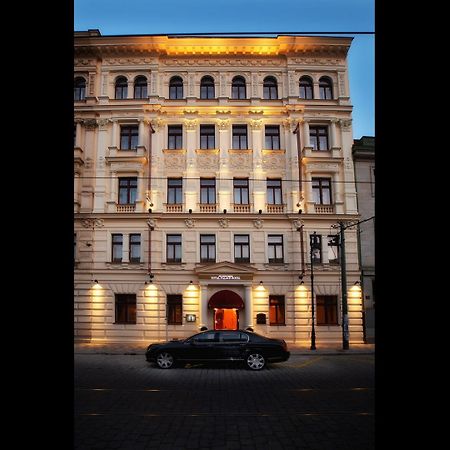 Luxury Family Hotel Royal Palace Прага Экстерьер фото
