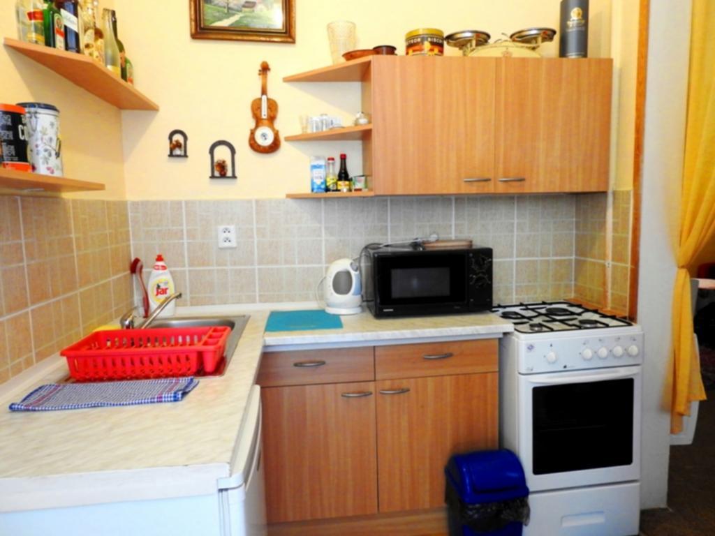 Luxury Family Hotel Royal Palace Прага Экстерьер фото A typical kitchenette